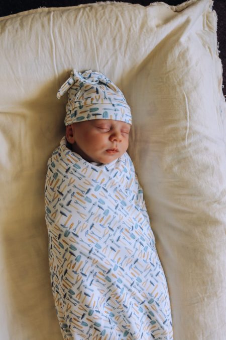 Organic Baby Love | Organic Swaddle with Beanie | Tools - Image 3