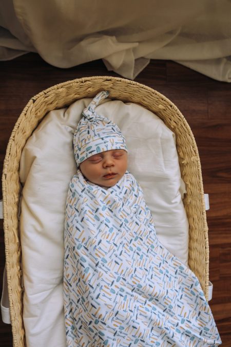 Organic Baby Love | Organic Swaddle with Beanie | Tools - Image 5